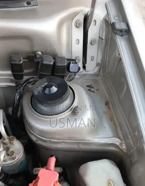 Suzuki Mehran VXR 2018 Compact Sedan with Excellent Condition