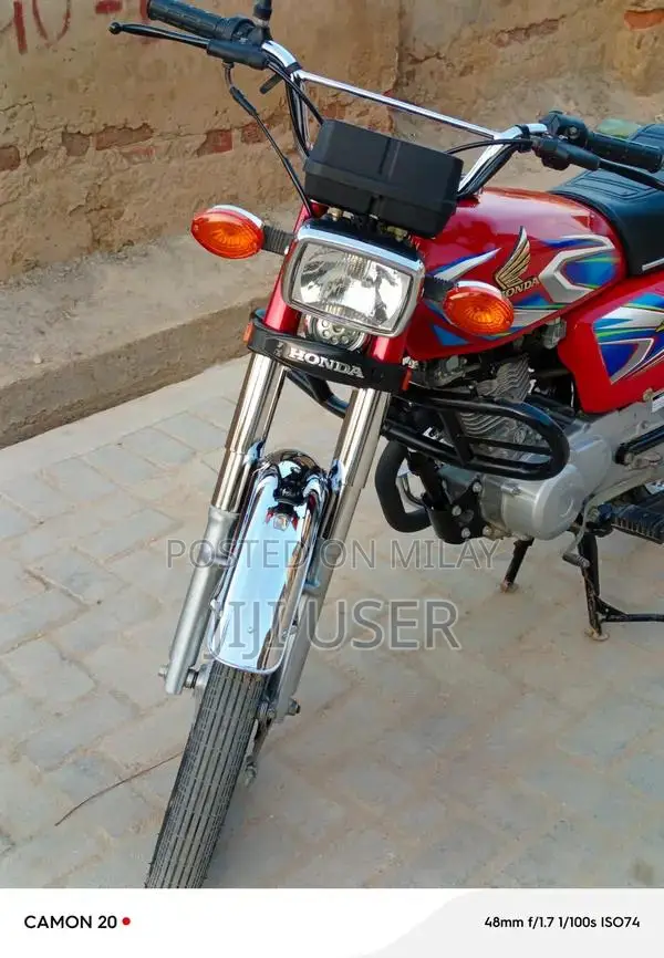 Honda 125 new condition h