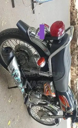 Honda 125cc Motorcycle - Performance-Oriented Compact Bike