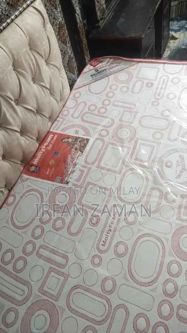 Molty Foam King Size Mattress with Cover