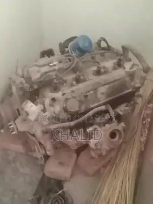 Photo - Toyota 3Y Complete Automotive Engine - Used Condition