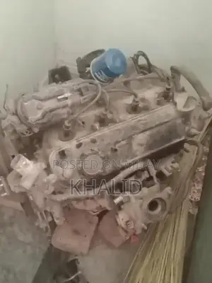 Toyota 3Y Complete Automotive Engine - Used Condition