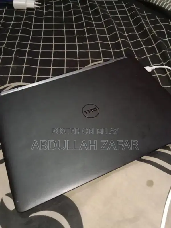 Dell Latitude E7270 14-inch Business Laptop