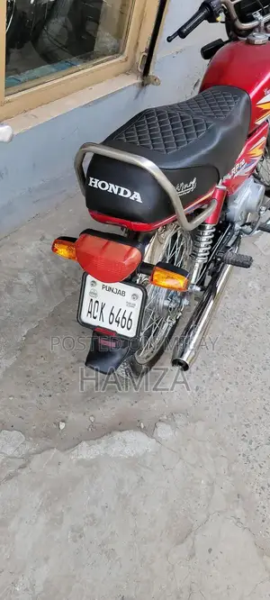 10x10 Vehicle with Compact Engine Configuration