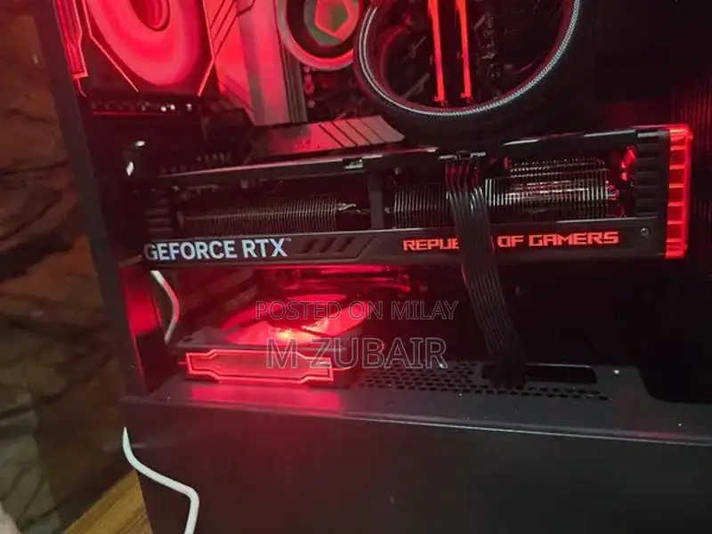 Asus RTX 8GB Graphics Card for High-Performance Gaming