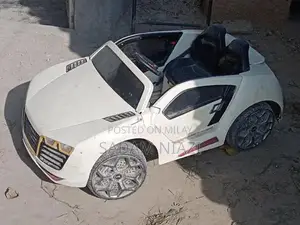 Photo - Rechargeable Kids Ride-On Electric Car with Remote Control