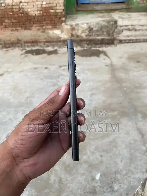 Samsung Galaxy S24 Ultra Smartphone 12GB RAM 256GB Storage