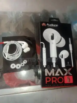 Fitness Tracker Smart Wearable with Health Monitoring