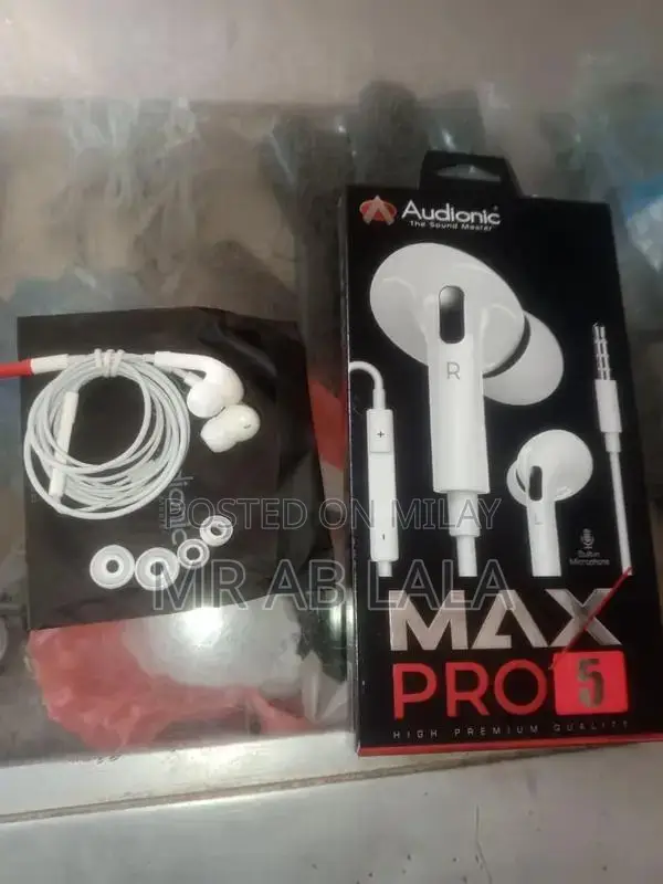 Fitness Tracker Smart Wearable with Health Monitoring