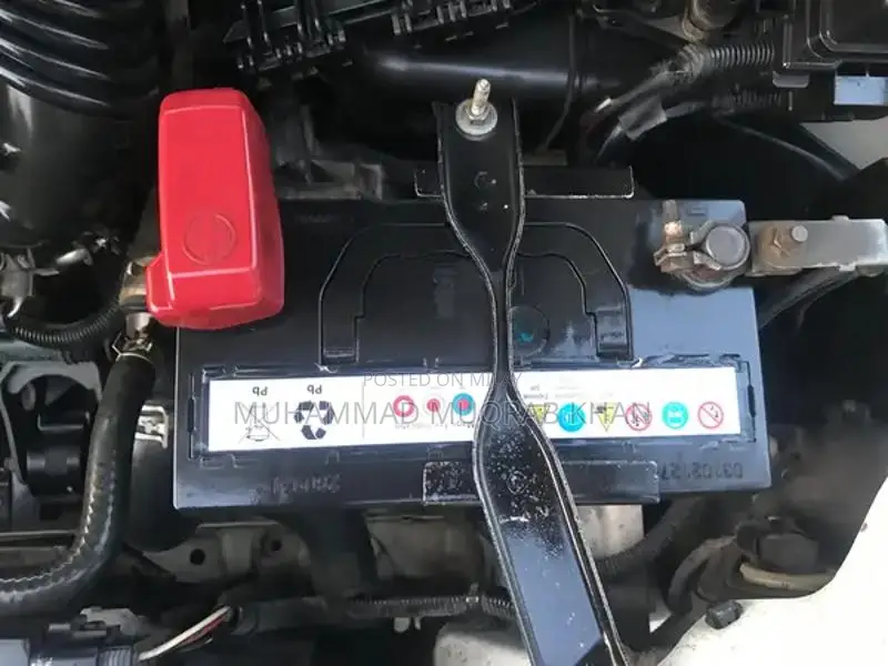 Toyota Corolla XLI Sedan - Low Mileage Reliable Sedan