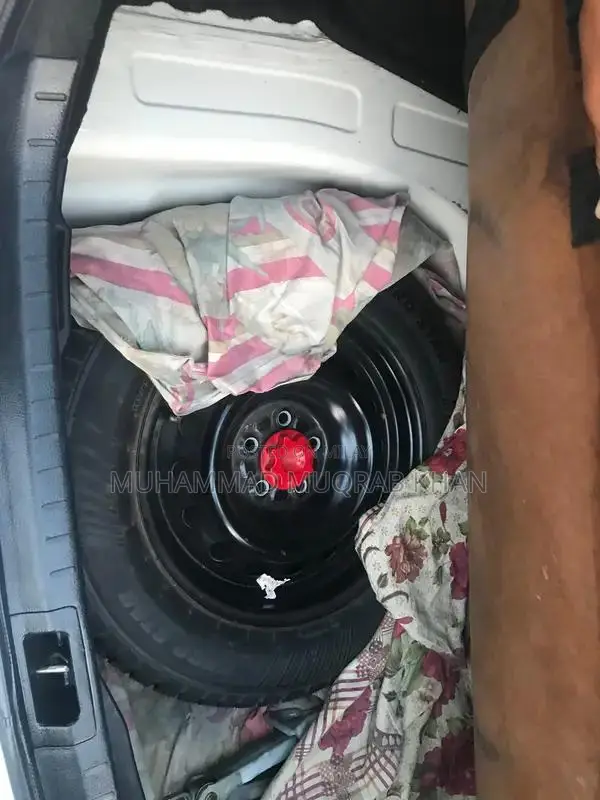 Toyota Corolla XLI Sedan - Low Mileage Reliable Sedan