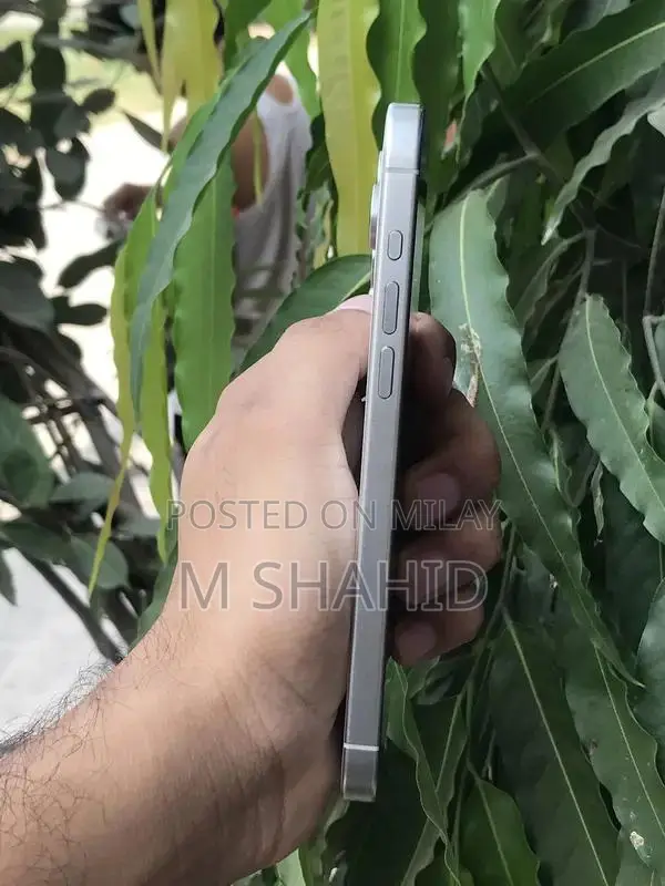 iPhone Pro Max White Titanium 256GB Excellent Condition