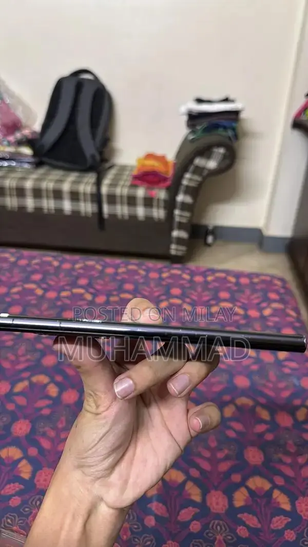 High-Performance Smartphone with Large Storage and Battery