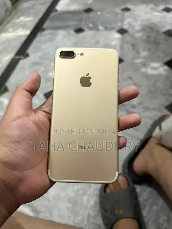 Apple iPhone 7 Plus 128GB Gold Smartphone