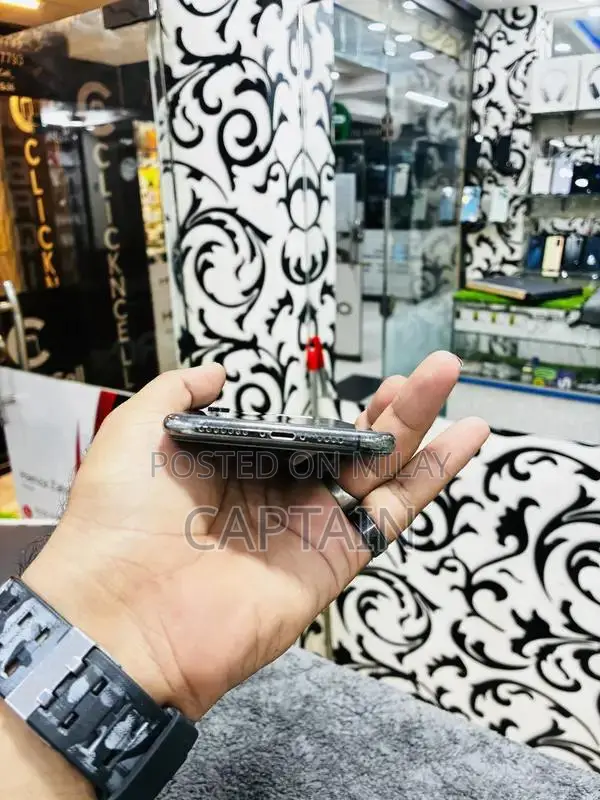 Apple iPhone XS Max 512GB Smartphone