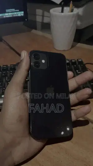 Apple iPhone 12 Smartphone with Battery Health