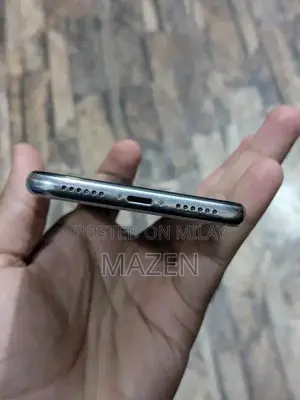 iPhone X 256GB Smartphone with Minor Back Damage