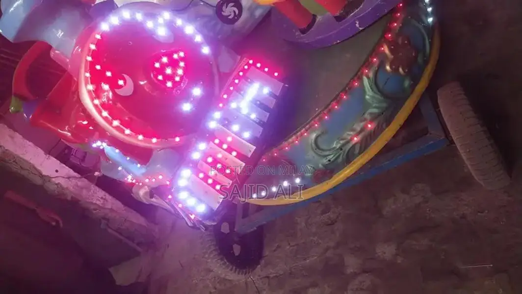 Battery Powered Kids Swing with Trali Mounting