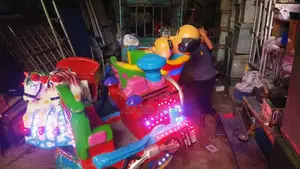 Battery Powered Kids Swing with Trali Mounting