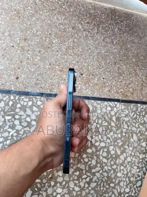 Pre-Owned iPhone 14 - 128GB Storage, High Battery Health