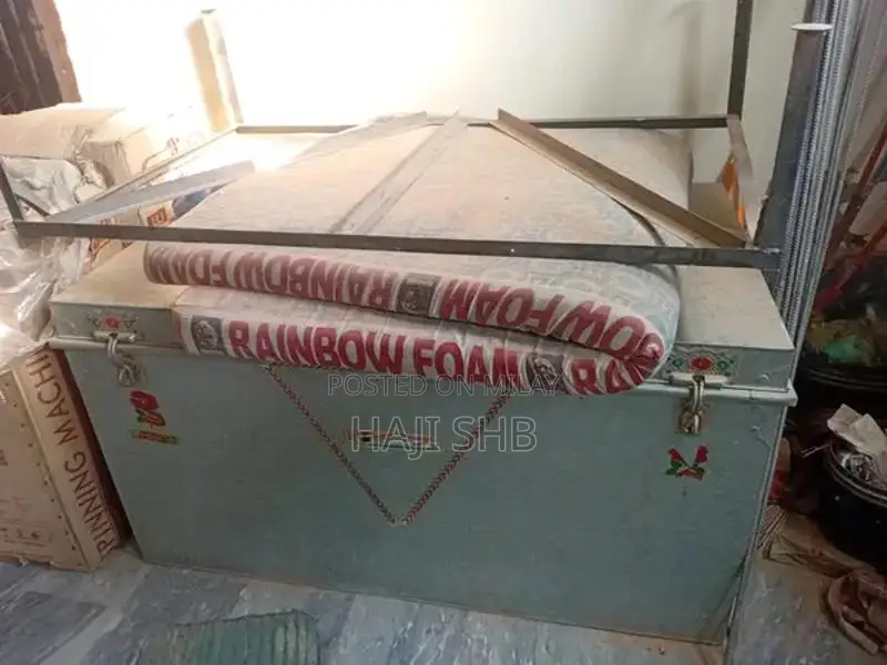 Storage Wooden Furniture Piece in Good Condition