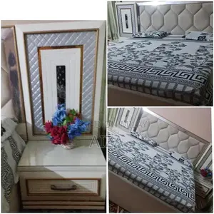 Photo - Bedroom Set with Two Side Beds - Minimalist Sleeping Solution