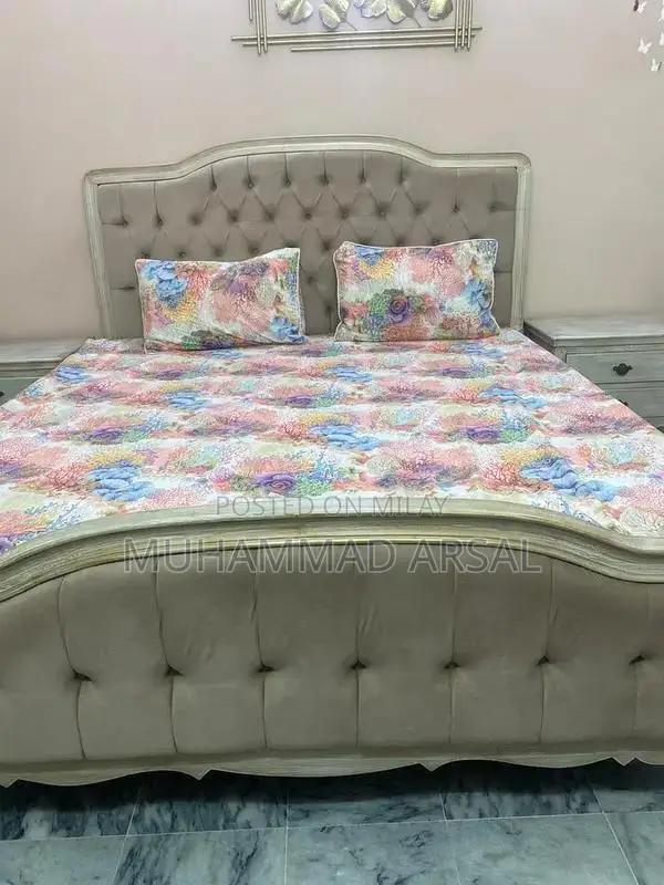 Modern Bedroom Set with Side Table, Dresser, and Mirror