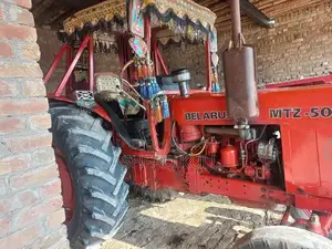 Photo - Belarus MTZ 1995 Diamond Agricultural Tractor 1525 Model