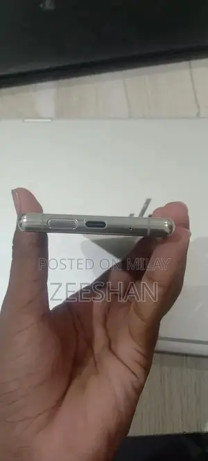 High-Performance Mobile Device with Gaming Capabilities