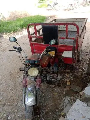 Loader Rickshaw - Reliable Transportation Vehicle