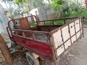 Loader Rickshaw - Reliable Transportation Vehicle