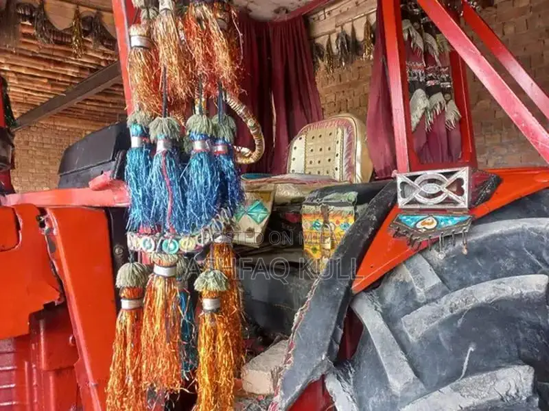 Belarus MTZ 1995 Diamond Agricultural Tractor 1525 Model