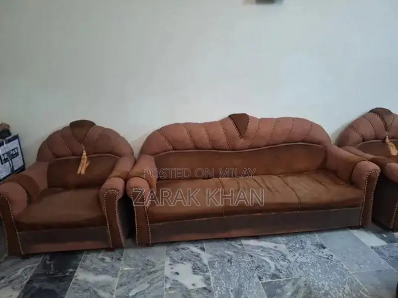 5 Seater Sofa Set in Excellent Condition