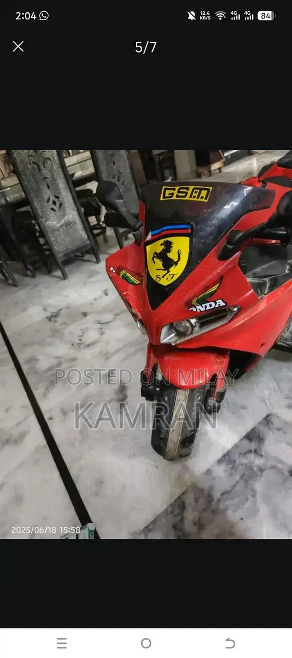 High-Performance Electric Bike for Urban Commuting and Recreation