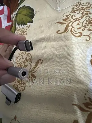 Photo - ROCOREN Audio Splitter for Enhanced Gaming and Music Experience