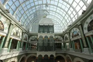 Polycarbonate Sheets for Windows and Doors - Heat and Water Resistant