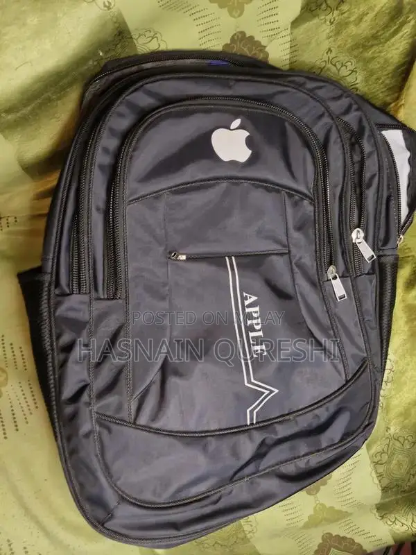 Laptop Messenger Bag with Multiple Compartments for Travel and Work