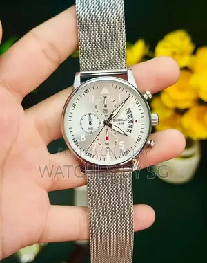 High-Quality Analog Watches for Men and Women