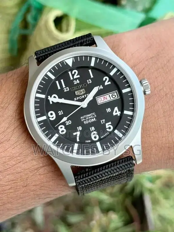 High-Quality Analog Watches for Men and Women