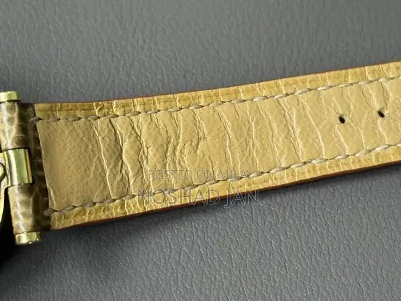 Cartier Luxury Gold-Plated Quartz Ladies Dress Watch - Swiss Craftsman