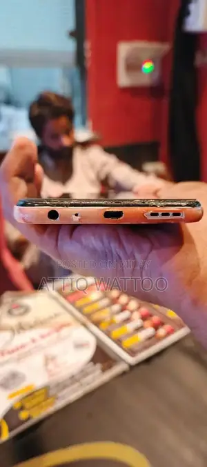 Smartphone with Panel Change and Color Back Cover