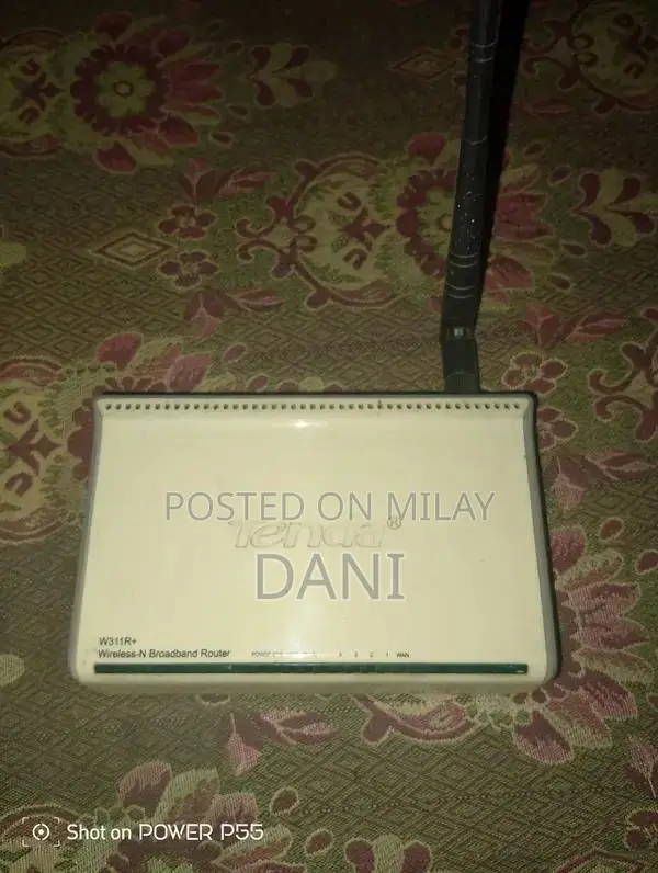 High-Performance Network Router with Strong Signal Coverage