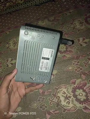 High-Performance Network Router with Strong Signal Coverage