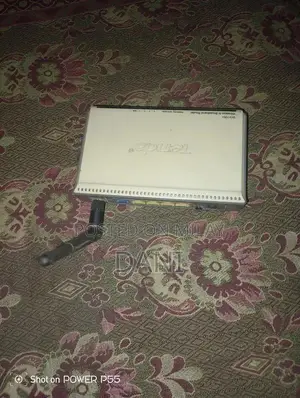 High-Performance Network Router with Strong Signal Coverage