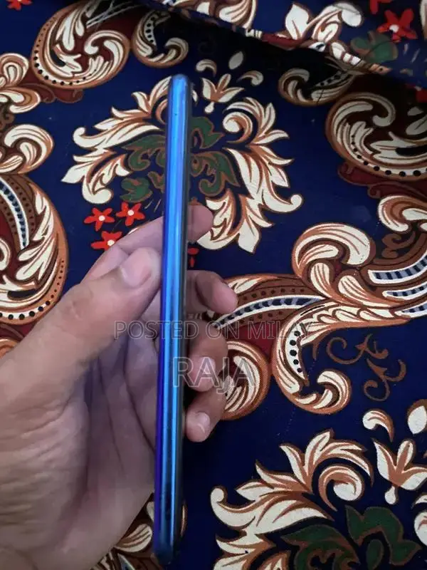 Mid-Range Smartphone with Affordable Performance