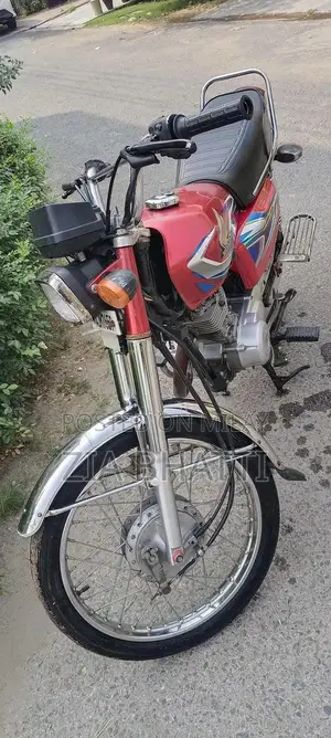 Photo - 2022 Honda 125cc Motorcycle