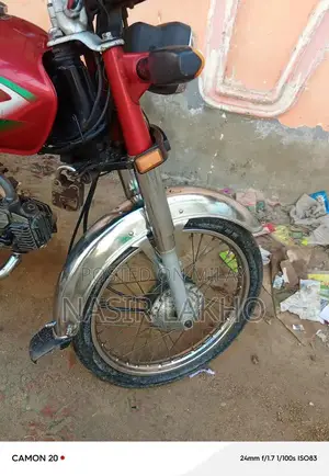 Honda Motorcycle 70cc 2016 Model Lightweight Bike