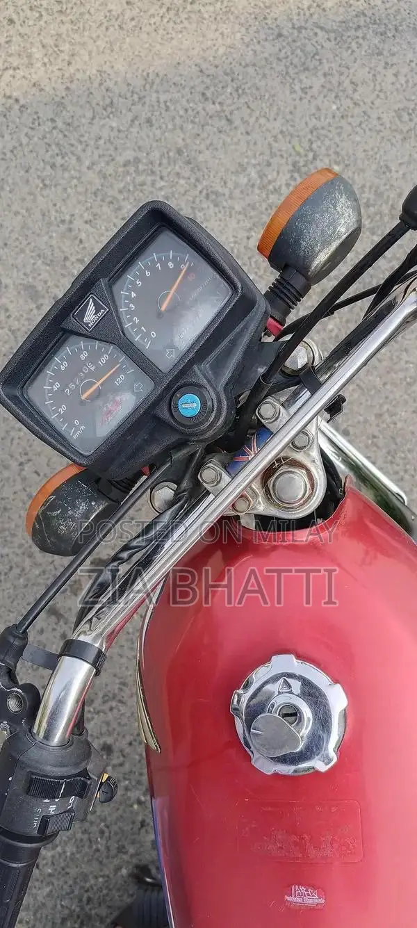 2022 Honda 125cc Motorcycle