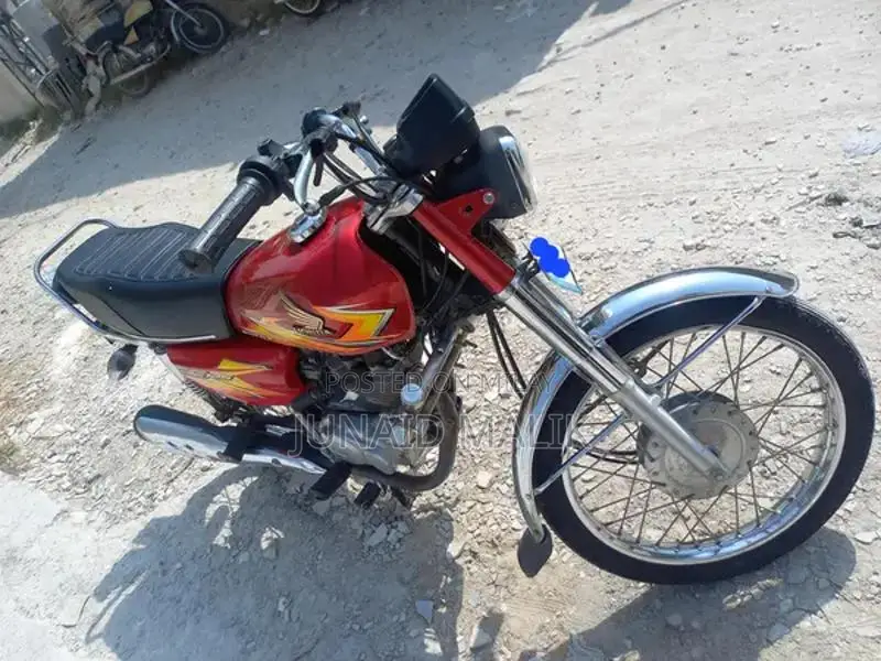 Honda CG 125 Motorcycle - Original Condition Commuter Bike