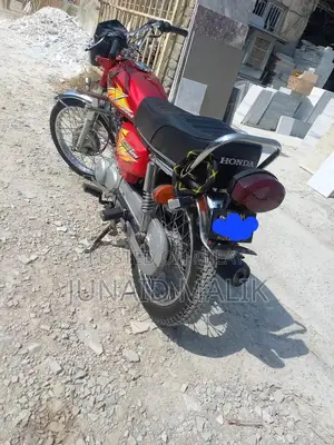 Honda CG 125 Motorcycle - Original Condition Commuter Bike